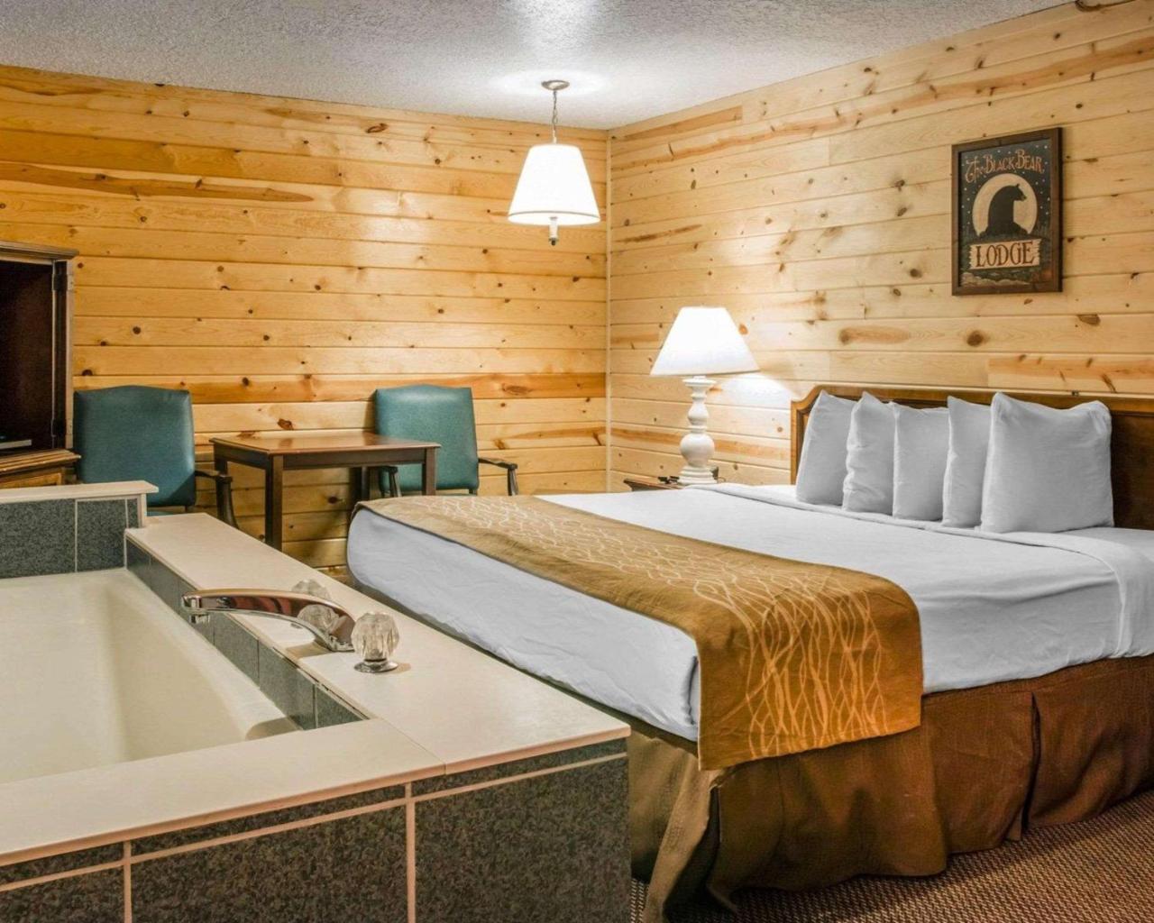 Econo Lodge Bayview Mackinaw City Exterior foto